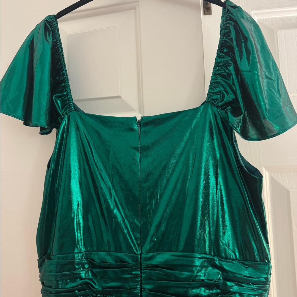 Ivy City Co Green Metalic V-Neck Dress - Picture 8 of 12